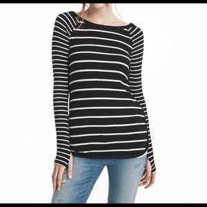 WHBM Long Sleeve top with side button detail